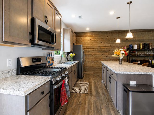 11763 Rhode Island Street, Crown Point, IN 46307
