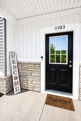 11763 Rhode Island Street, Crown Point, IN 46307