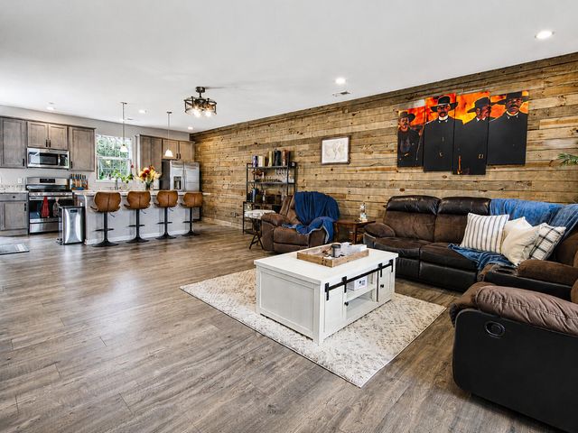 11763 Rhode Island Street, Crown Point, IN 46307