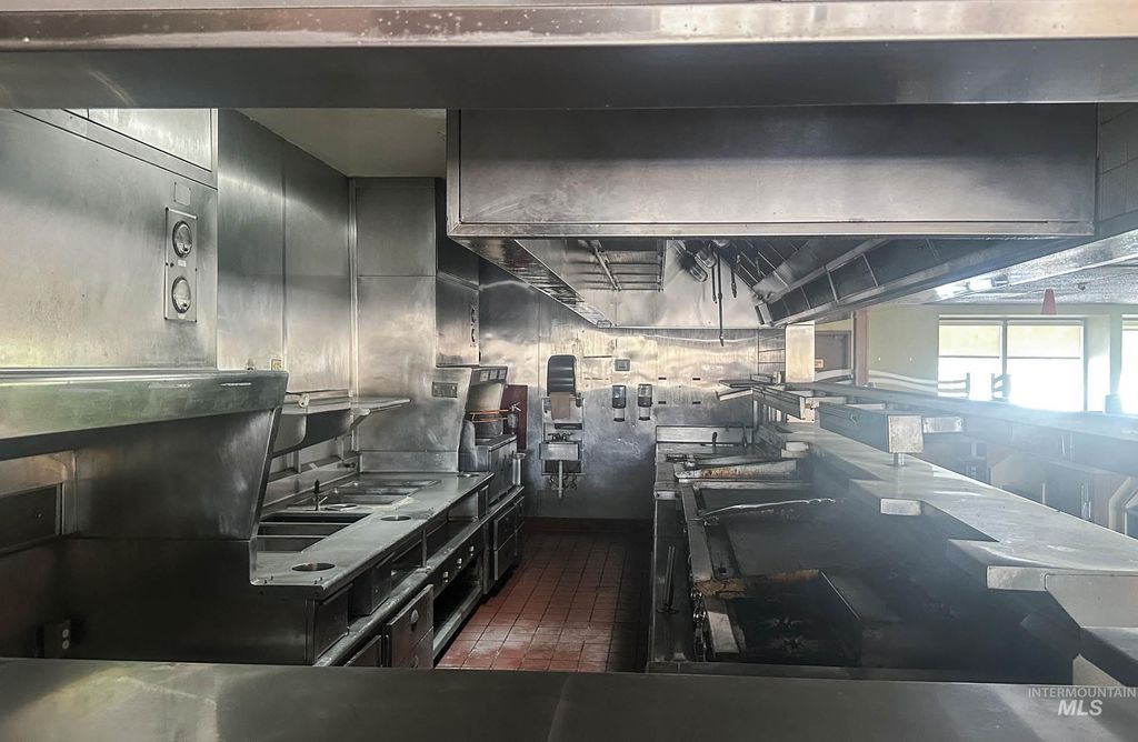 2580 W Airport Way, Boise, ID 83705 photo 7