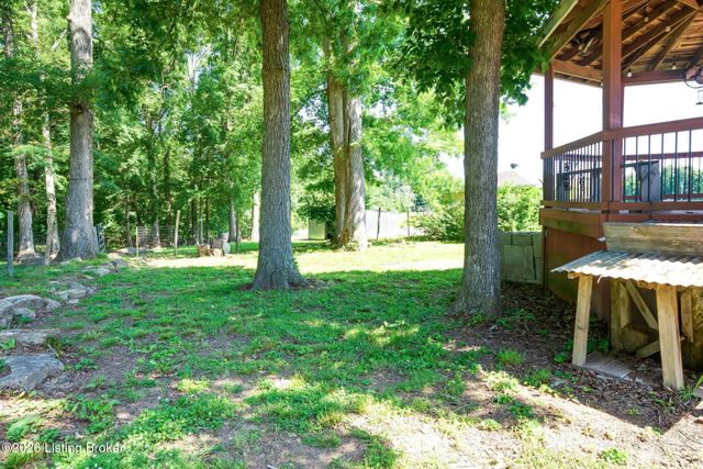 589 Wheeler Ln, Mt Washington, KY 40047