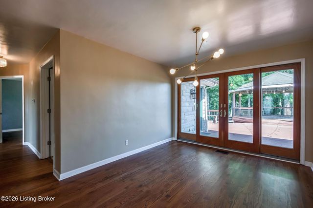 589 Wheeler Ln, Mt Washington, KY 40047