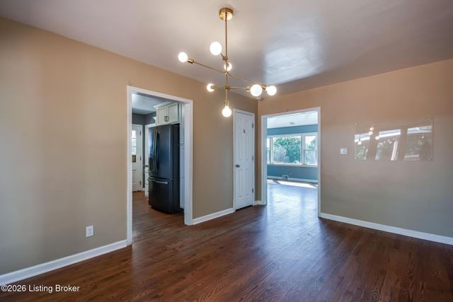 589 Wheeler Ln, Mt Washington, KY 40047