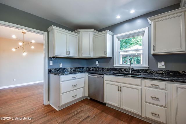 589 Wheeler Ln, Mt Washington, KY 40047