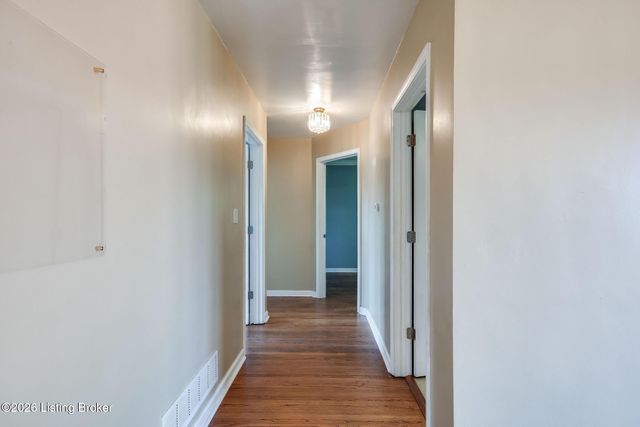 589 Wheeler Ln, Mt Washington, KY 40047