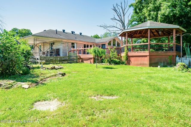 589 Wheeler Ln, Mt Washington, KY 40047