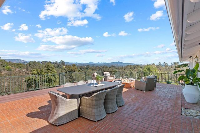 16032 Puerta Del Sol, Rancho Santa Fe, CA 92067