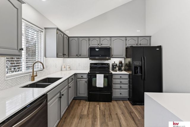 14713 Meredith Avenue, Omaha, NE 68144