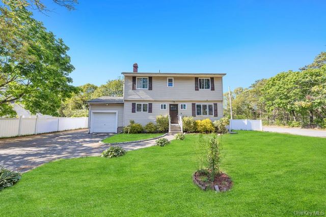 23 Salem Road, Centereach, NY 11720