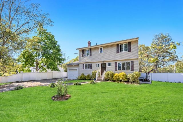 23 Salem Road, Centereach, NY 11720