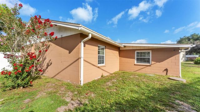 7003 SHEFFIELD DRIVE, Lakeland, FL 33810