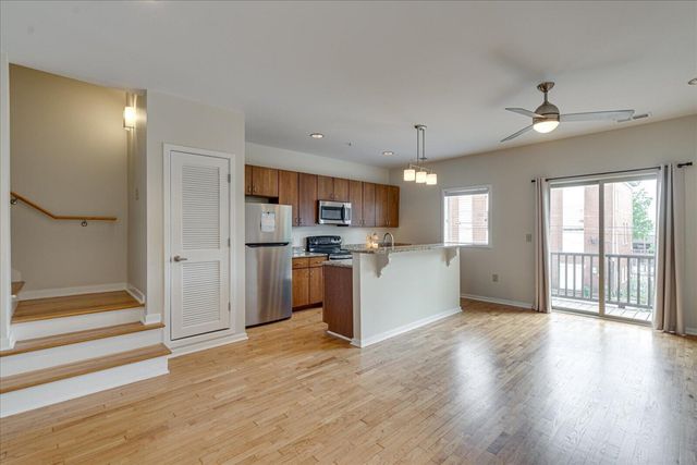 852 E 8th Street, Chattanooga, TN 37403