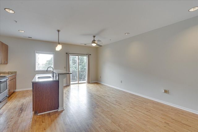 852 E 8th Street, Chattanooga, TN 37403