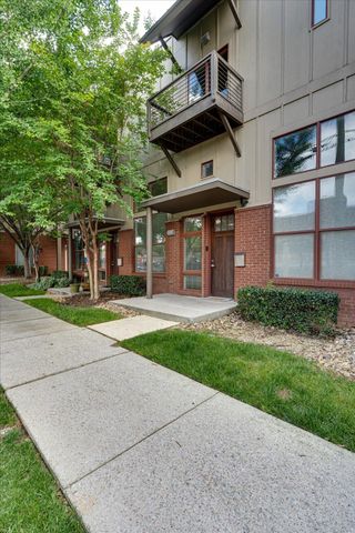 852 E 8th Street, Chattanooga, TN 37403