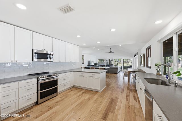 17 PALM Lane, Ponte Vedra Beach, FL 32082