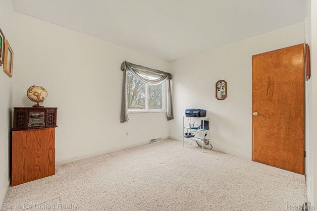 11796 Post Lane, Green Oak Township, MI 48178