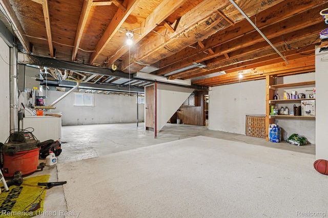 11796 Post Lane, Green Oak Township, MI 48178