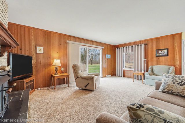 11796 Post Lane, Green Oak Township, MI 48178