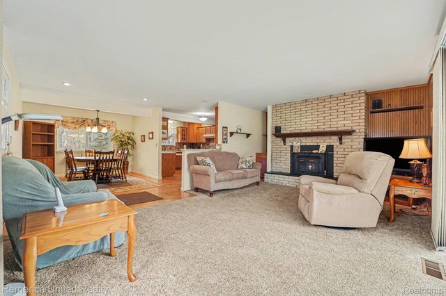 11796 Post Lane, Green Oak Township, MI 48178