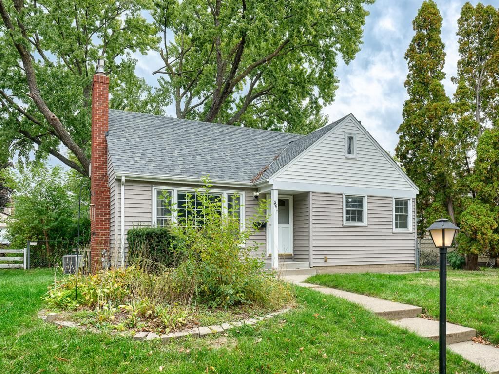 961 California Avenue W, Saint Paul, MN 55117 — photo 2