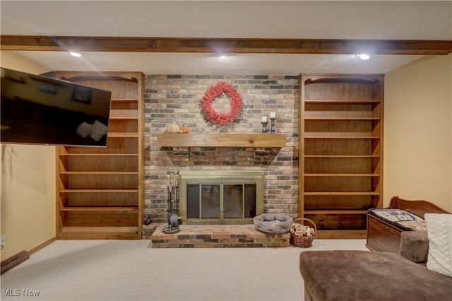 10986 Fawn Meadow Lane, Strongsville, OH 44149