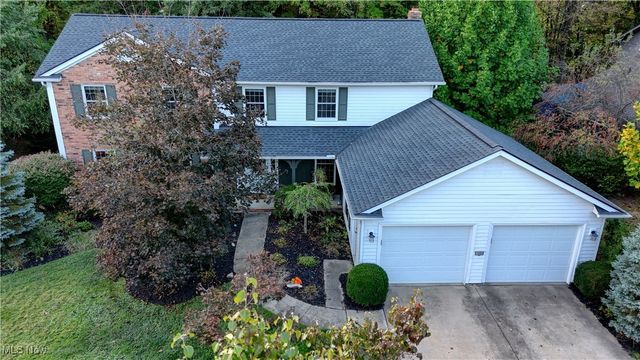 10986 Fawn Meadow Lane, Strongsville, OH 44149
