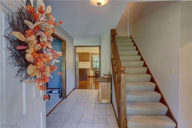 10986 Fawn Meadow Lane, Strongsville, OH 44149