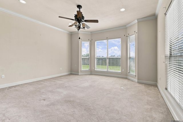 5336 Courtyard Dr, Gonzales, LA 70737