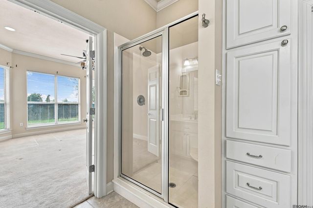 5336 Courtyard Dr, Gonzales, LA 70737