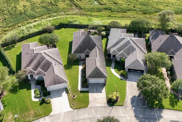 5336 Courtyard Dr, Gonzales, LA 70737