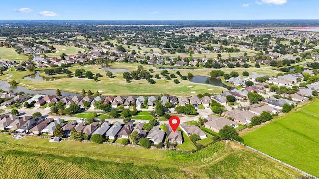 5336 Courtyard Dr, Gonzales, LA 70737