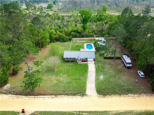 3433 Pecan Lane, Blackshear, GA 31516