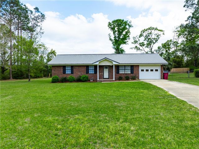 3433 Pecan Lane, Blackshear, GA 31516