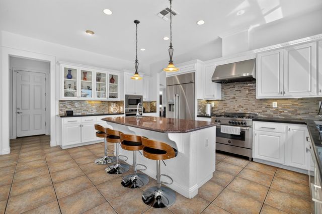 120 Alexa Ct, El Dorado Hills, CA 95762
