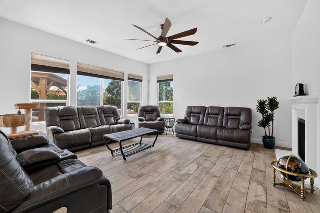 120 Alexa Ct, El Dorado Hills, CA 95762