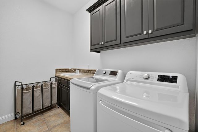 120 Alexa Ct, El Dorado Hills, CA 95762