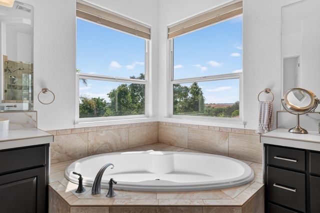 120 Alexa Ct, El Dorado Hills, CA 95762