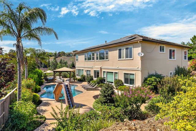 120 Alexa Ct, El Dorado Hills, CA 95762