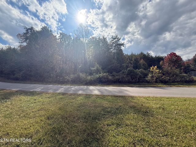 Nina Delozier Rd, Maryville, TN 37804