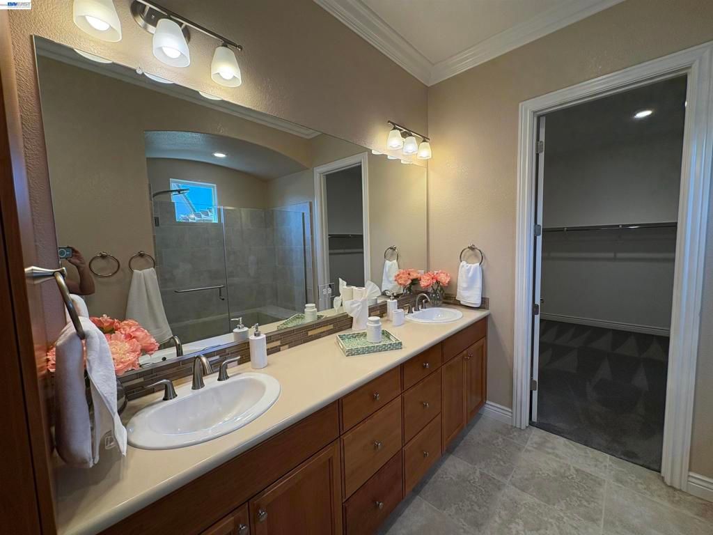 Image 15 of property listing at 2107 Rioja Way, Brentwood, CA 94513