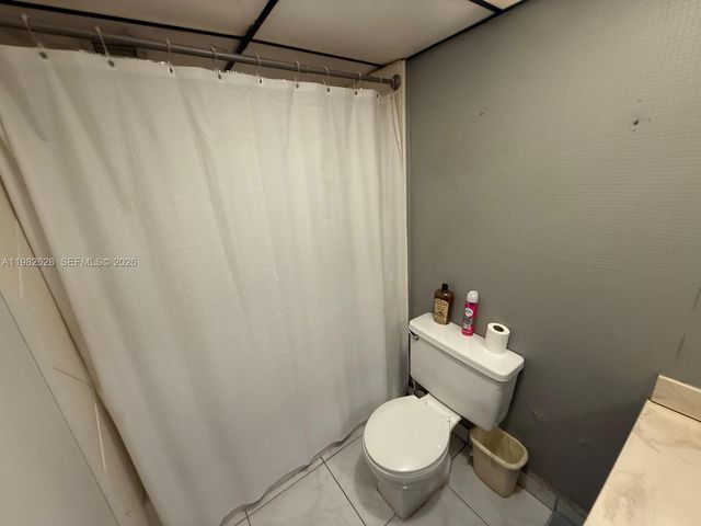 210 172nd St 529, Sunny Isles Beach, FL 33160