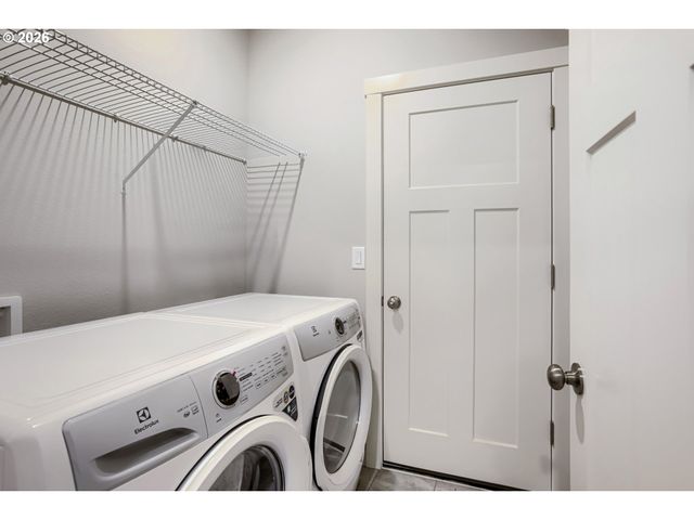 727 GLADE Ave, Forest Grove, OR 97116