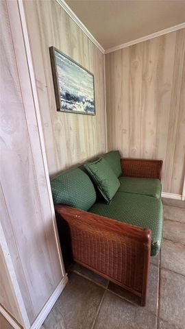 119 Crows Nest Road, Freeport, TX 77541