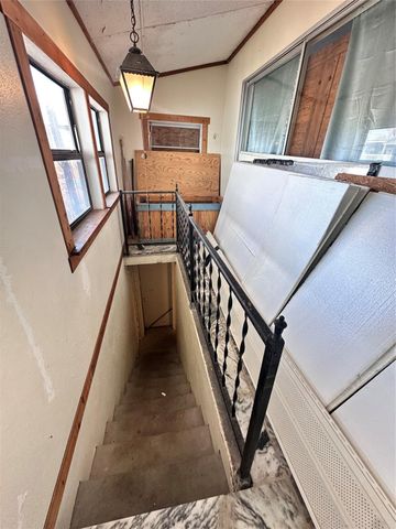 119 Crows Nest Road, Freeport, TX 77541