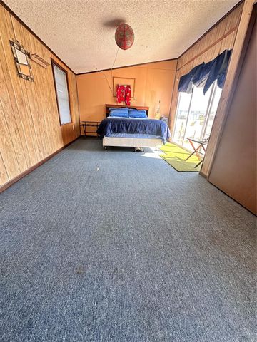 119 Crows Nest Road, Freeport, TX 77541