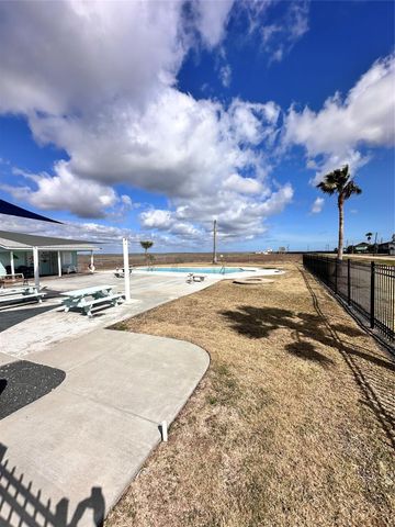 119 Crows Nest Road, Freeport, TX 77541