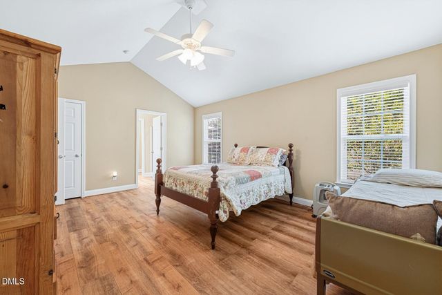5235 Salem Woods Drive, Graham, NC 27253