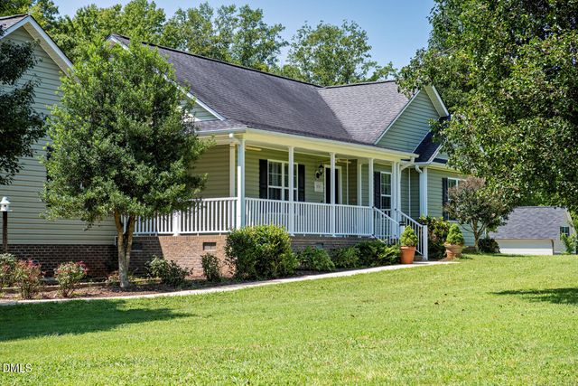5235 Salem Woods Drive, Graham, NC 27253