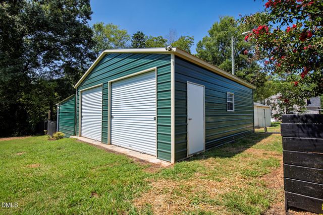 5235 Salem Woods Drive, Graham, NC 27253