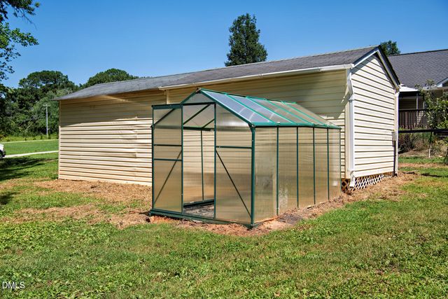 5235 Salem Woods Drive, Graham, NC 27253